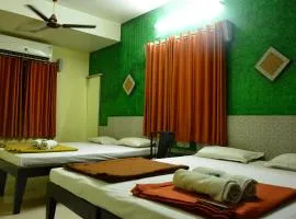 Hotel Madhava