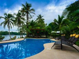 Manatus Hotel, hotel in Tortuguero