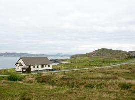 2 Bayview Bungalow, holiday home in Poolewe