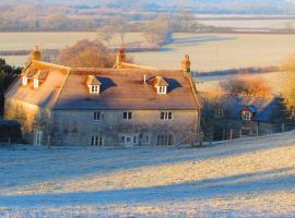 Cools Farm B&B + Cottages, hotel di East Knoyle