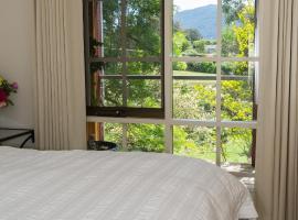 Hollyhock, hotel de 5 estrelas em Macedon