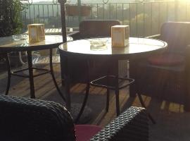 La Terrazza, khách sạn có chỗ đậu xe ở Asti