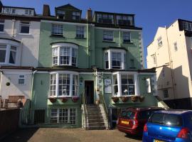 The Whiteley, place to stay in Scarborough