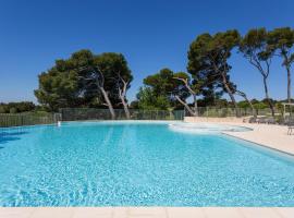 Madame Vacances Domaine du Provence Country Club Service Premium, lejlighedshotel i Saumane-de-Vaucluse