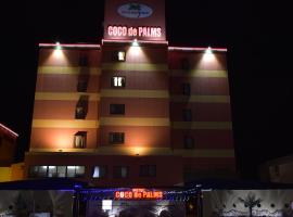 Hotel Coco de Palms & Mer (Love Hotel) – hotel w mieście Oita