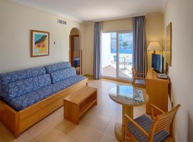 Hotel Punta del Cantal، فندق في موجاكار