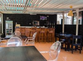 Cocoa Hotel Residence, hotel in São Tomé