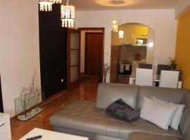 Apartman Mocart, golf hotel in Budva