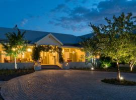 Cape Vue Country House, guest house in Franschhoek