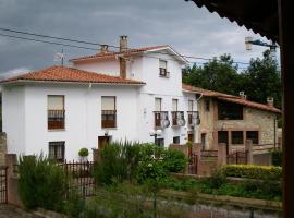 Casa Sopiedra, maison de vacances à Nueva de Llanes