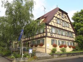 Landhotel Schwarzes Ross, hotelli kohteessa Rothenburg ob der Tauber