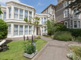 Lauriston Hotel, hotel in Weston-super-Mare