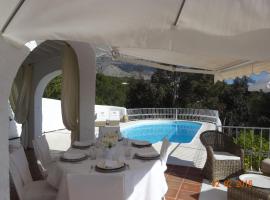 Casa Blanca, hotel with pools in Altea