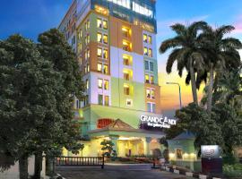 Grand Candi Hotel, hotel de 5 estrelas em Semarang