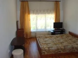 Art Avenue ApartHotel