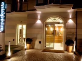 Accademia Hotel, hotel em Rimini