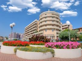 Hotel Palace, 3hvězdičkový hotel v destinaci Senigallia