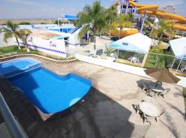 Hotel Splash Inn、にあるデル・バヒオ国際空港 - BJXの周辺ホテル