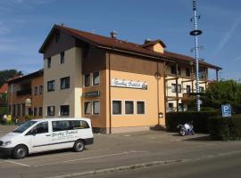 Gasthof Fröhlich, casa de hóspedes em Langenbruck