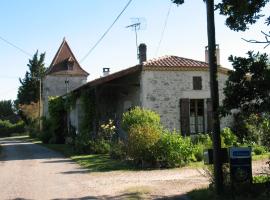 Privāta brīvdienu naktsmītne Chambre d'Hôtes Le Pigeonnier de Quittimont pilsētā Lacépède