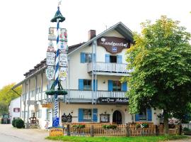 Pension Alter Wirt, hotel with parking in Enkering