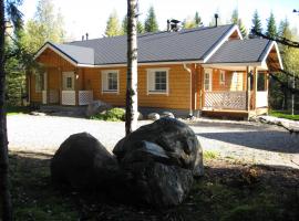 Kuusitorppa, majake sihtkohas Varpaisjärvi