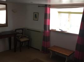 Littlebridge Farmhouse, hotel with parking in Bude