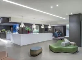 Point Hotel