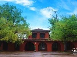 Quinta en Pilar, hotel with jacuzzis in Del Viso