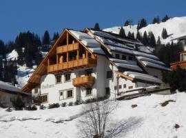 Hotel Garni Gafluna, hotel in Sankt Anton am Arlberg