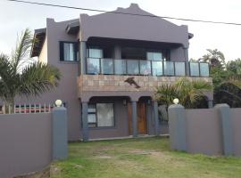 Khaya la Manzi: Port Edward şehrinde bir tatil evi