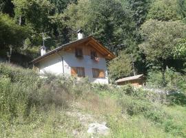Chalet Immerso nel Verde, Hotel in Stremben