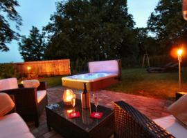 Ferienhaus LOUNGE HOUSE、ゲーレン・レビンのホテル