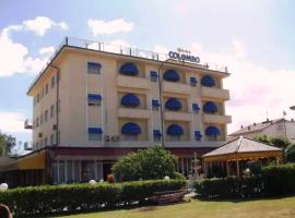 Hotel Villa Colombo，利多迪卡馬約雷的飯店