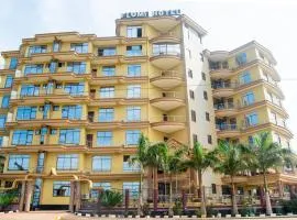 Flomi Hotel