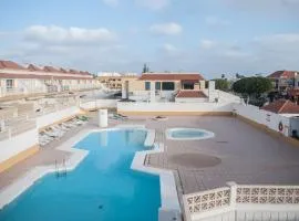 Sunny Centrical Apartment in Los Amigos