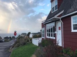 Lookout At Trinidad Bay, beach hotel in Trinidad