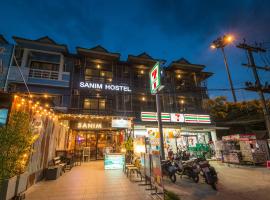 Sanim Hostel, hotell i nærheten av Øyhoppingsinformasjon, Nopparat Thara-stranden i Ao Nang Beach