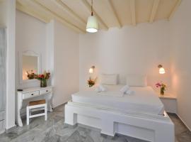 Surfing Beach Village Paros – hotel w mieście Santa Maria