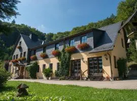 Flair-Waldhotel Mellestollen