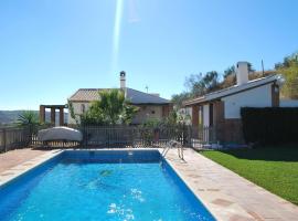 Casa Rural La Herradura, country house in Antequera