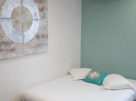 Le Relais Du Lac, hotel v destinaci Montauroux
