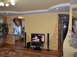 Lupova Home