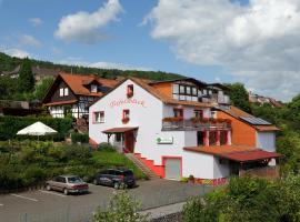 Gasthaus Trifelsblick, hotel s parkovaním v destinácii Wernersberg