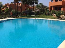 Jardines de Nueva Galera en Estepona, apartment in Estepona