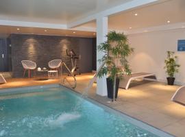 Hotel et Spa Les Cleunes Oléron, hotel v destinaci Saint-Trojan-les-Bains