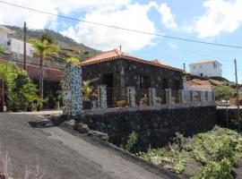 Viesnīca Casa Bienes pilsētā Fuenkaljente de la Palma
