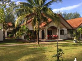 Paradis Villa B3, παραλιακή κατοικία σε Ko Kho Khao