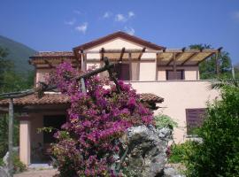 Villa Manatí, casa de campo em Maratea