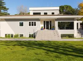 Niclas Luxury Apartments EUR